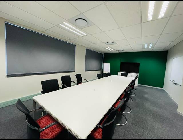 874M² OFFICE TO LET IN WATERFALL